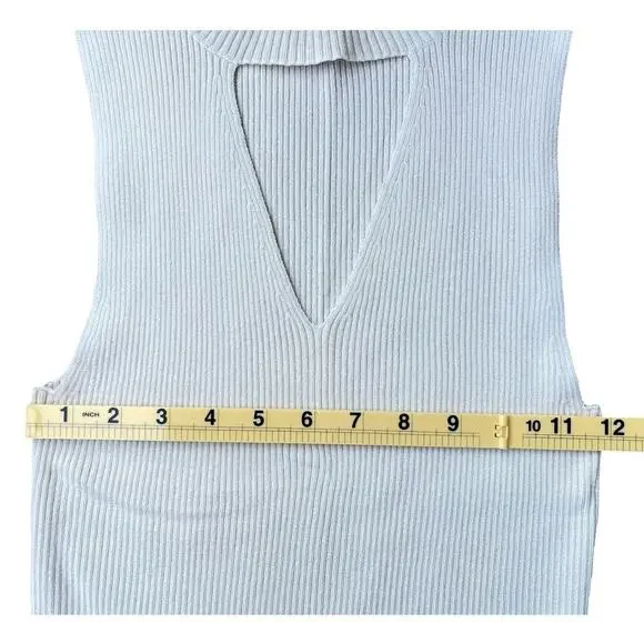 The Hanger Sleeveless Ribbed Knit Mock Neck Tank Top with Front Cutout - Picture 5 of 9